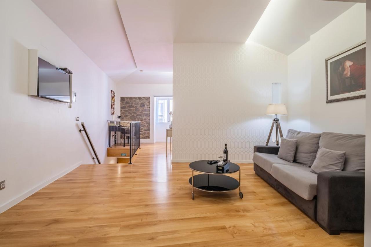 Cayres Suites Carmo 푼샬 외부 사진