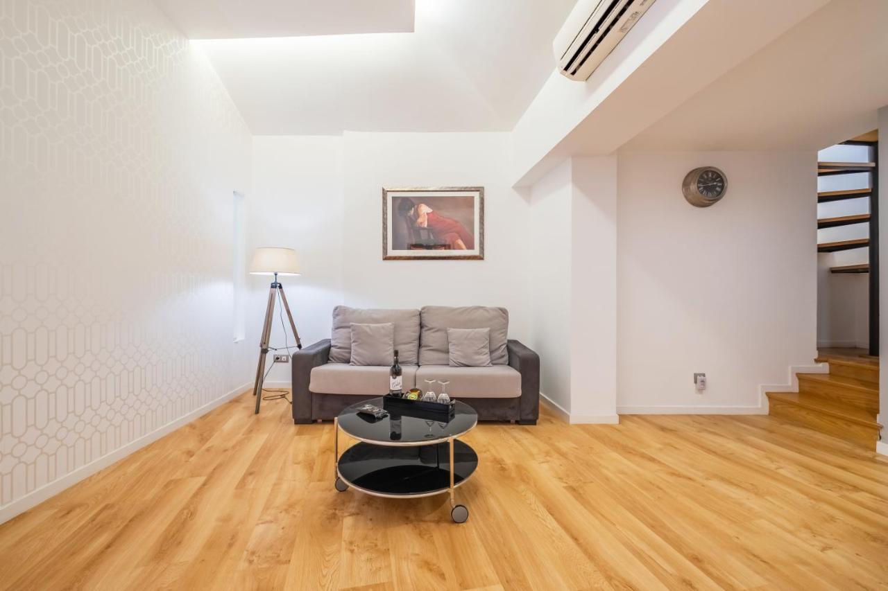Cayres Suites Carmo 푼샬 외부 사진